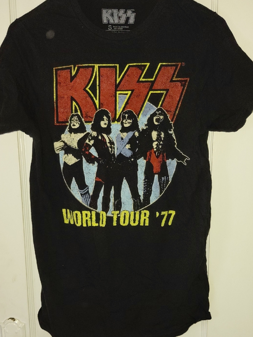 Kiss Black Short Sleeve 'World Tour '77' Graphic Tee